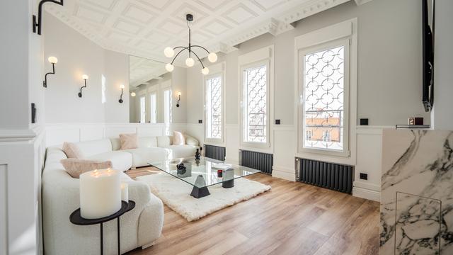 Imagen 2 de Luxury Penthouse in Salamanca with Terrace and View of Retiro