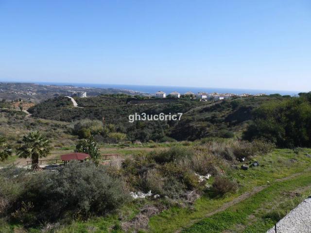 Imagen 2 de Property with 29,000m2 Land and Sea and Mountain Views