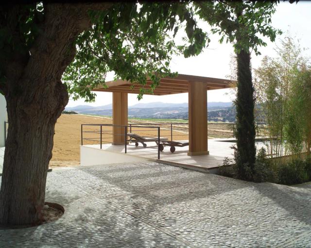 Imagen 4 de Cortijo renovado con ala moderna y jardín con piscina en Ronda