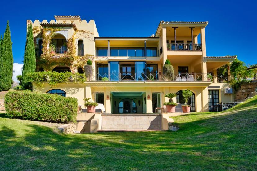 Villa Morisco en Marbella Club Golf Resort image 2