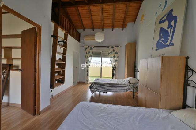 Imagen 5 de Casa adosada de 4 dormitorios en Calahonda, cerca de la playa y con vistas al mar