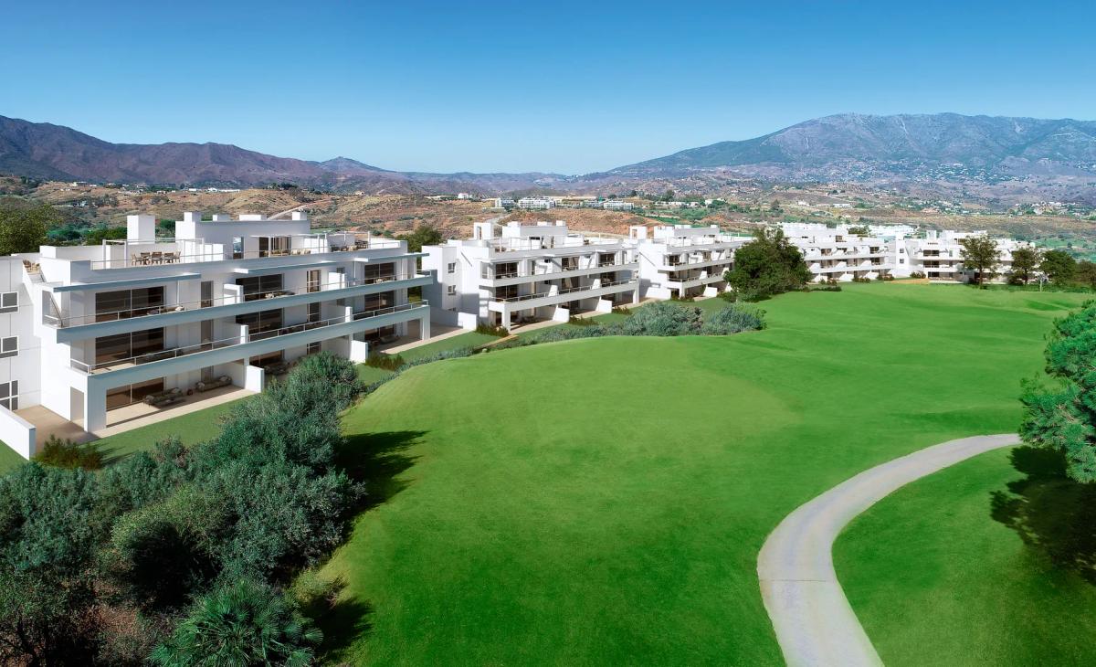 Imagen 1 de "Solana Village - La Cala Golf Resort" se traduce al inglés como "Solana Village - La Cala Golf Resort." El título es el mismo en ambos idiomas.