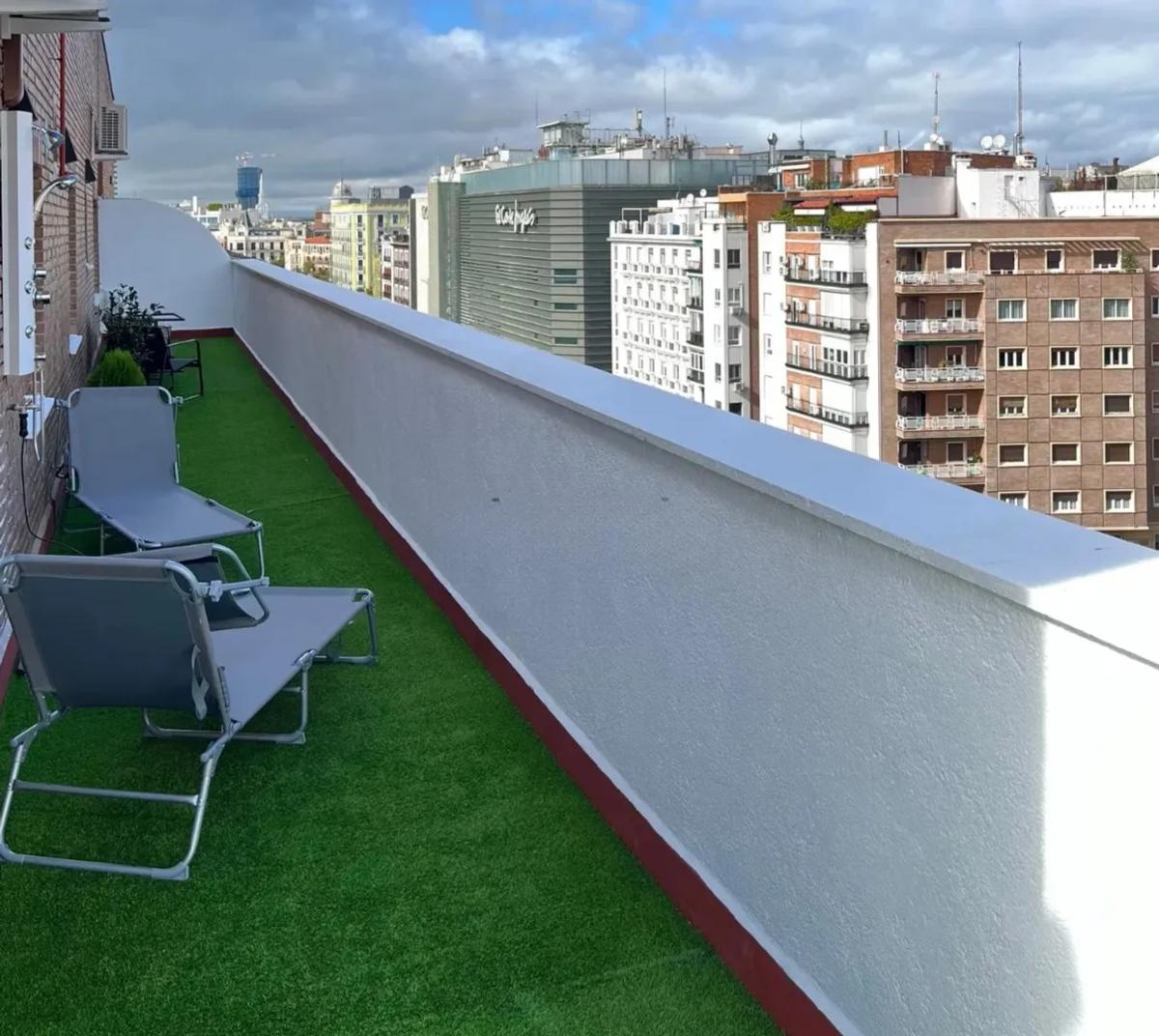 Imagen 1 de Penthouse for sale on Felipe II Avenue