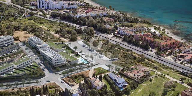 Imagen 2 de Newly Built Apartment in Estepona with Views and Nearby Beach