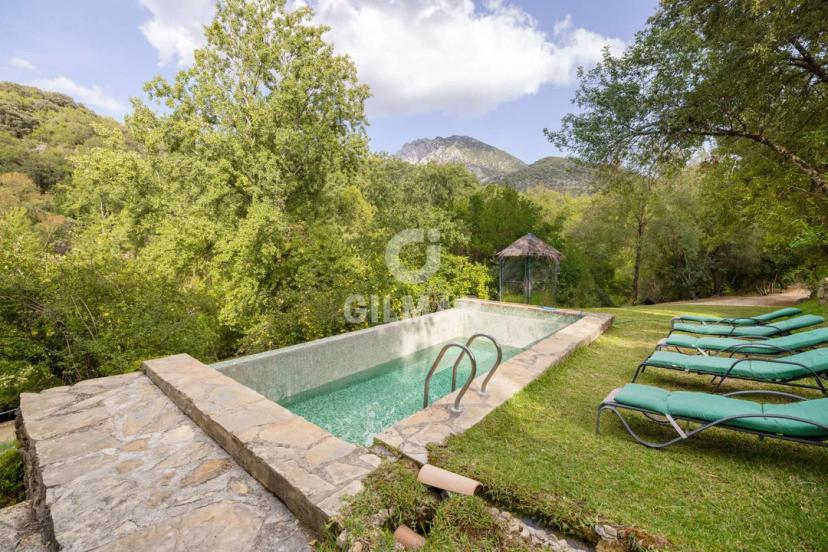 Historic Farm with Spectacular Views in Grazalema image 1