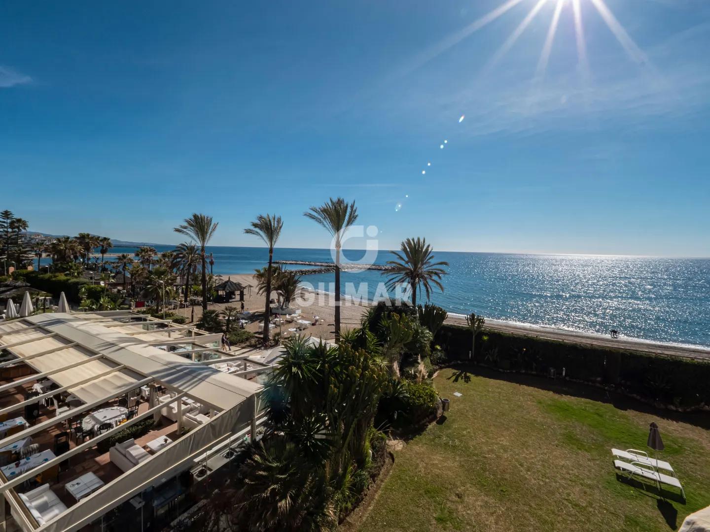 Apartment Facing the Sea in Puerto Banús