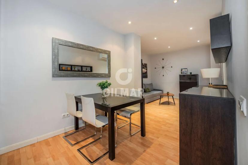 Cozy 1-bedroom apartment in Salamanca, ideal investment image 1