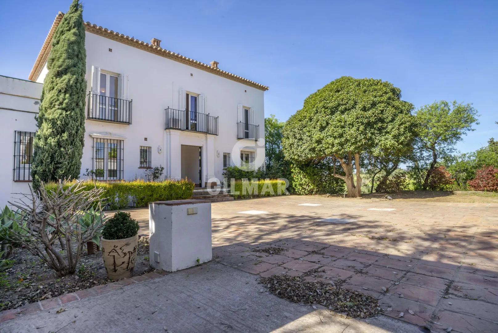 Exclusiva Villa de Lujo en Nueva Milla de Oro, Estepona