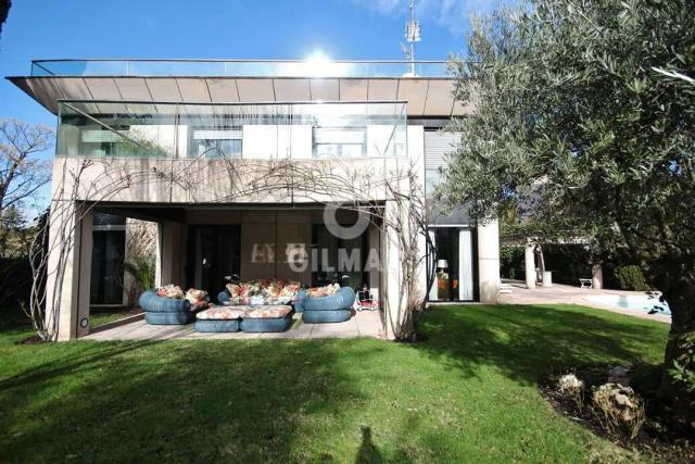 Imagen 4 de Spectacular Single-Family Home in Mirasierra