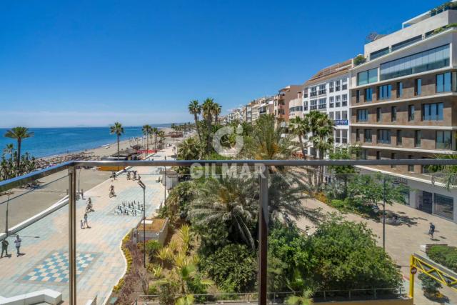 Imagen 4 de Spectacular Apartment Facing the Sea in Estepona