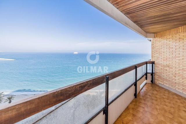 Imagen 2 de Spectacular Frontline Beach Apartment in La Malagueta