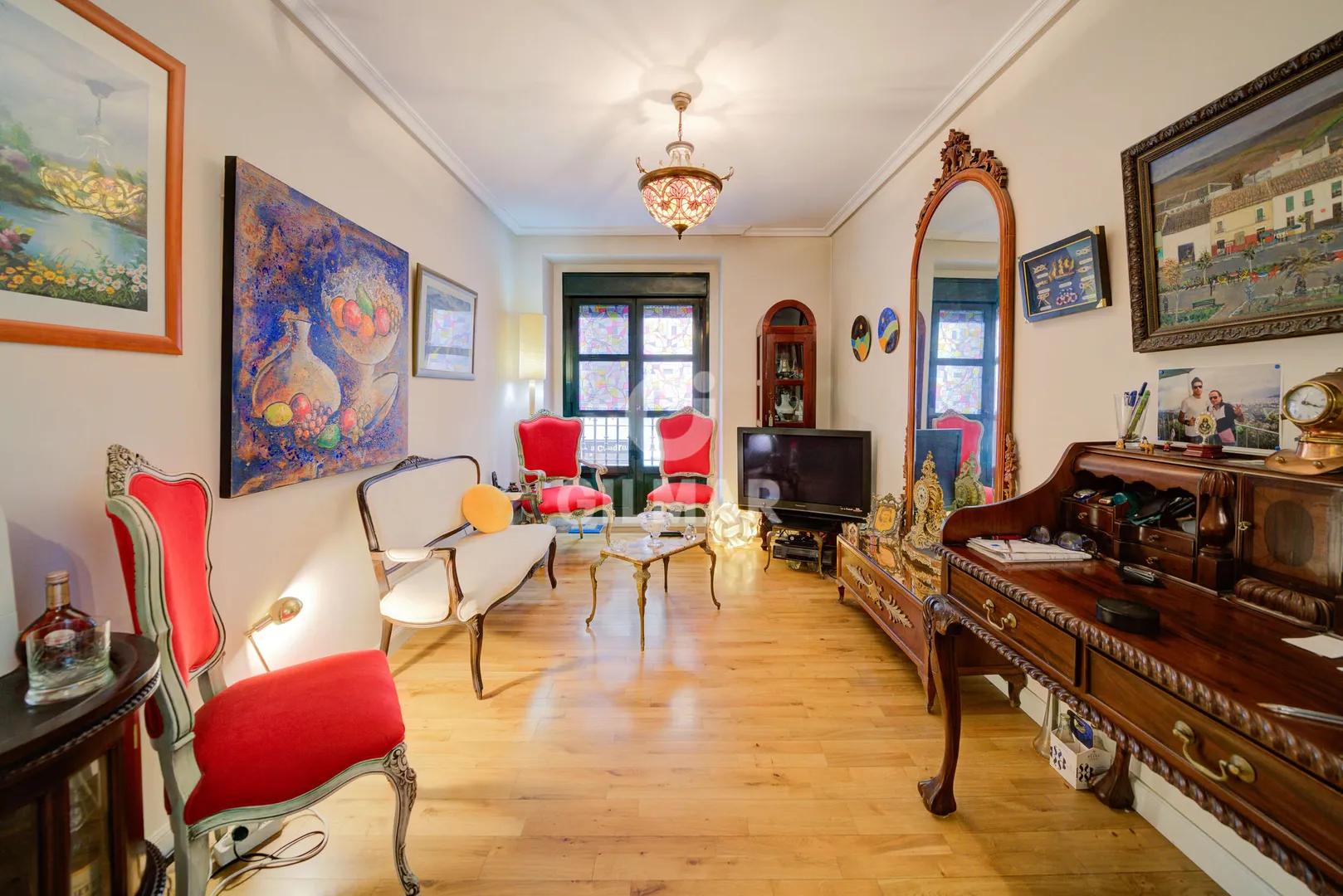 Exclusive 2-Bedroom Apartment in Chueca