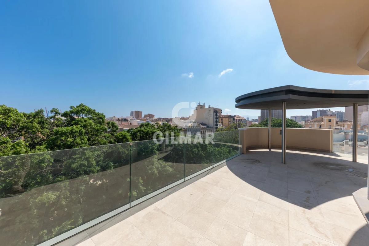 Imagen 1 de Luxury Penthouse in the Heart of Málaga