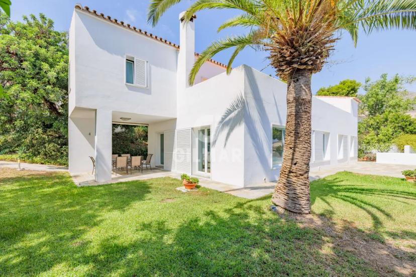 Luxury Villa with Views in Benalmádena Pueblo image 0