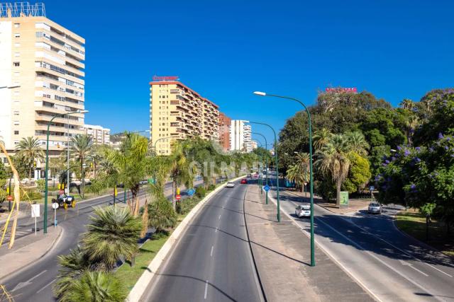 Imagen 2 de Luxury Corner Apartment on Avenida Andalucía