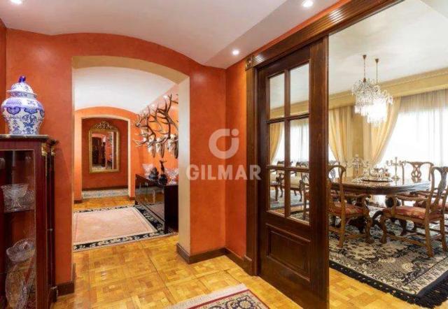 Imagen 4 de Luxury Renovated Apartment in Plaza del Arenal, Jerez