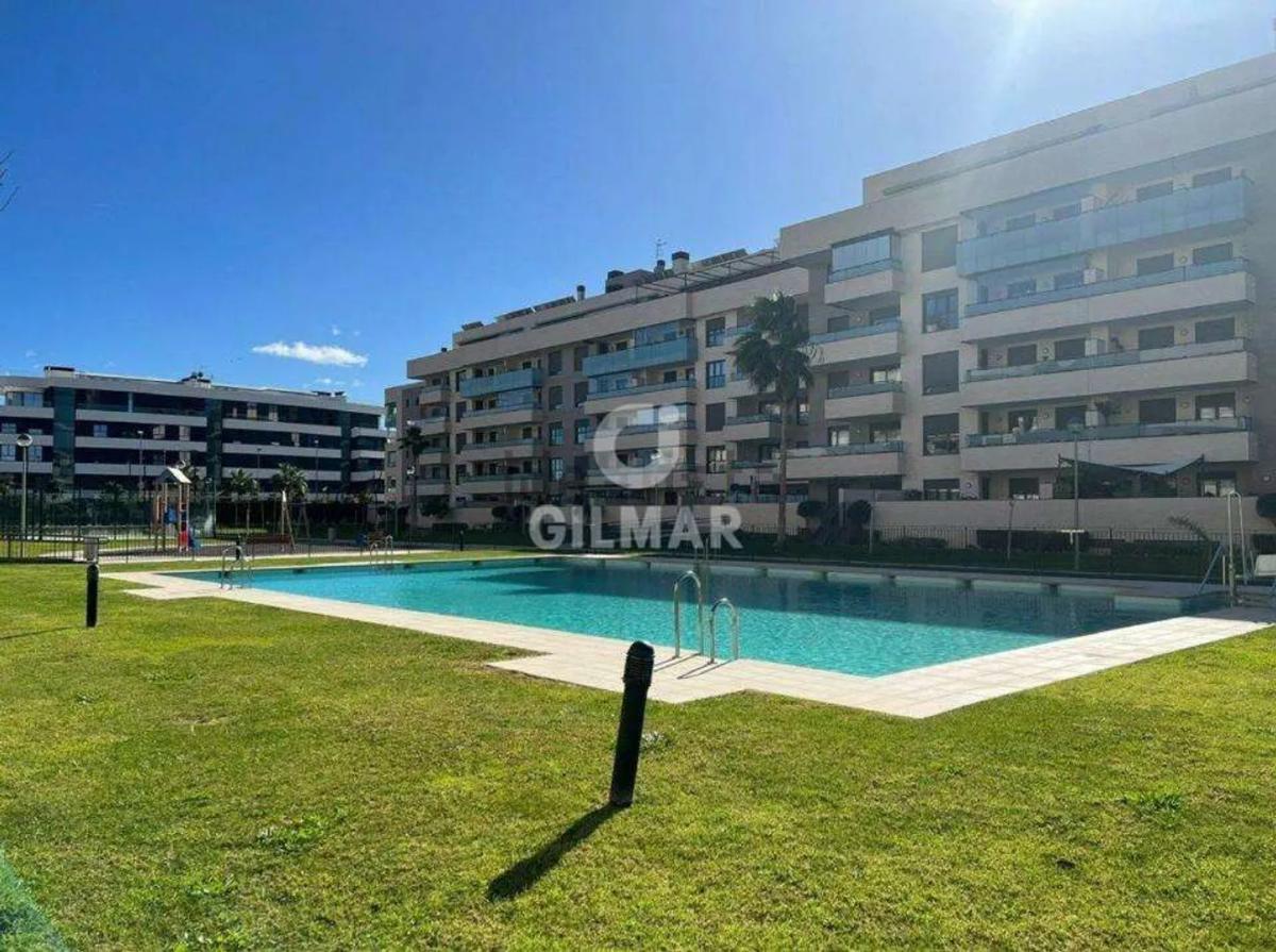 Imagen 1 de Spectacular apartment with sea views in Los Álamos, Torremolinos