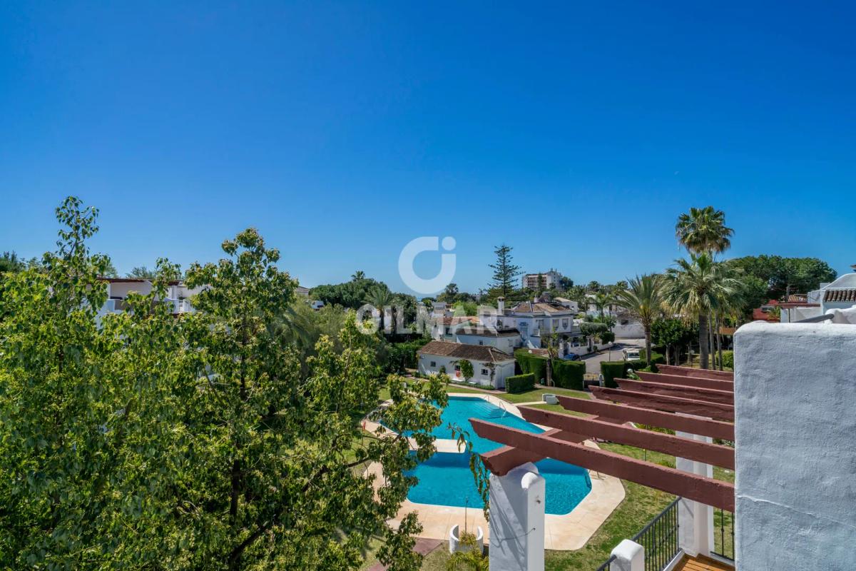 Imagen 1 de Luxury Penthouse with Solarium and Views in Estepona