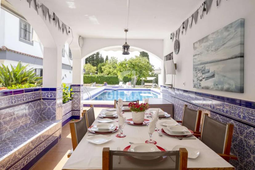 Independent Chalet with Pool and Views in El Santiscal image 1