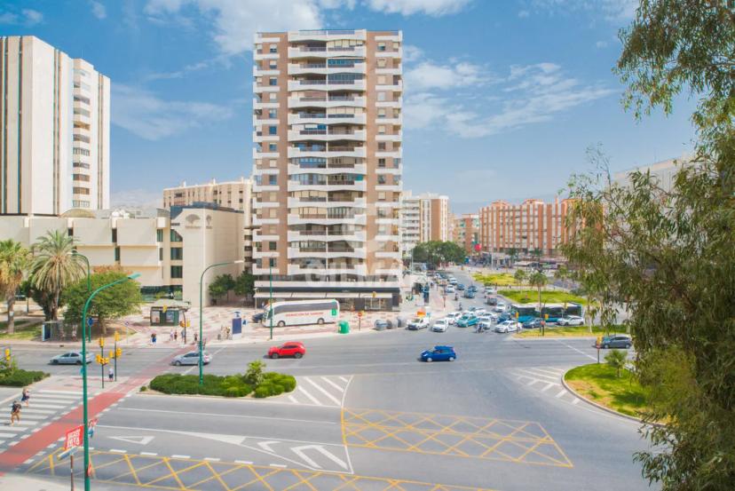 Exclusive housing on Avenida de Andalucía image 0