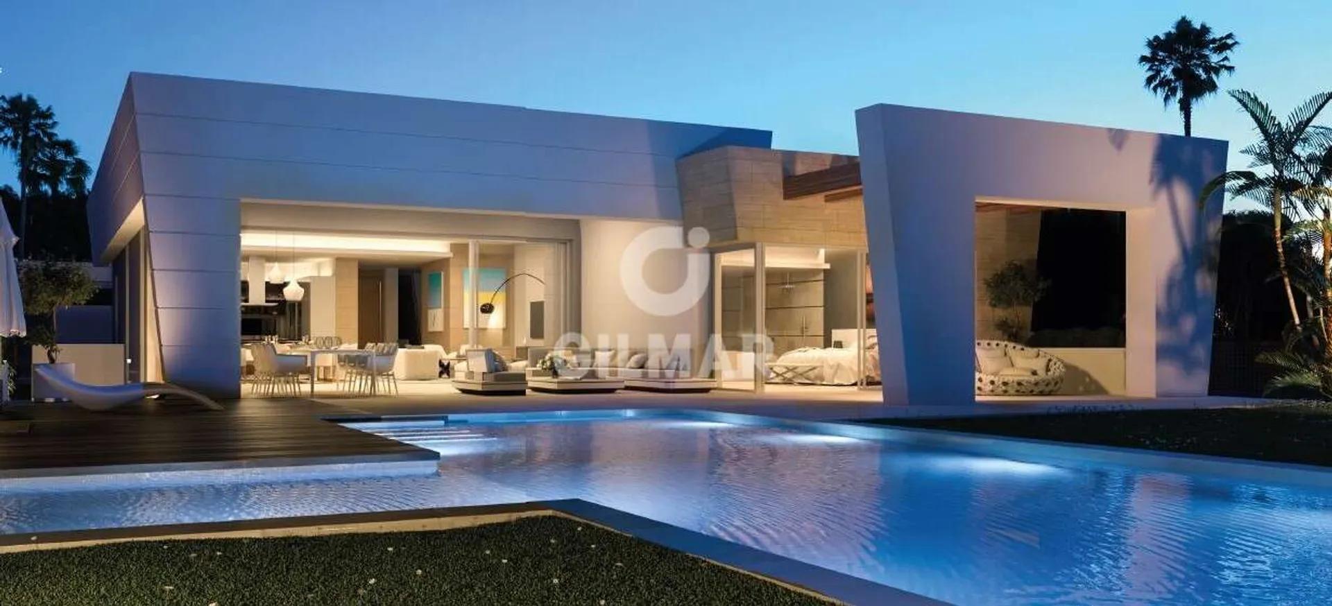 Exclusive Plot in Marbella: Customizable Villa with Patio and Home Automation