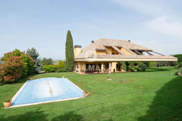 Imagen 5 de Luxury Villa with Pool and Views in Ciudalcampo