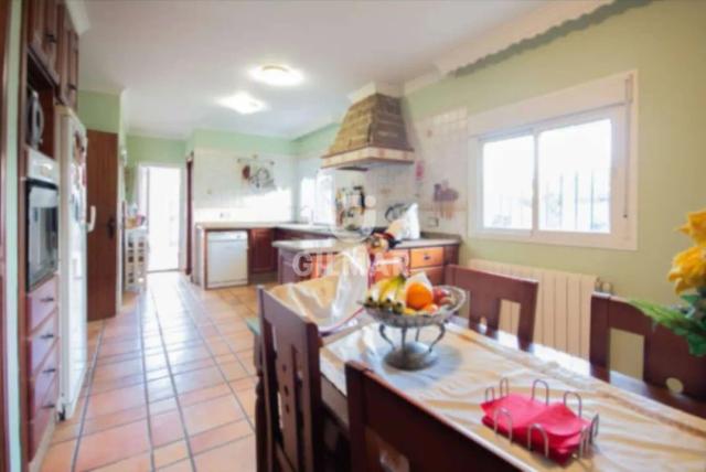 Imagen 2 de Dream Chalet with Garden and Pool 5 Minutes from La Barrosa