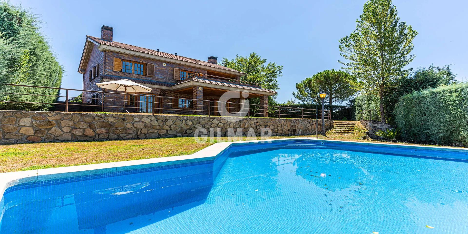 Luxury Chalet with Pool in Monterrozas, Las Rozas