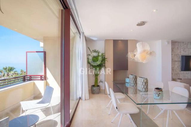 Imagen 3 de Exclusive Luxury Apartment on the Frontline Beach, Estepona