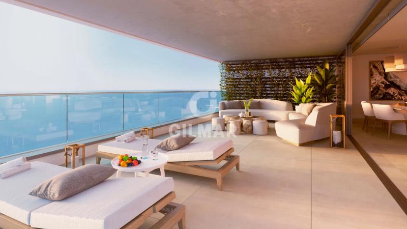 Luxury Apartment in Málaga Towers: 3 Bedrooms, Terrace, and Sea Views image 2