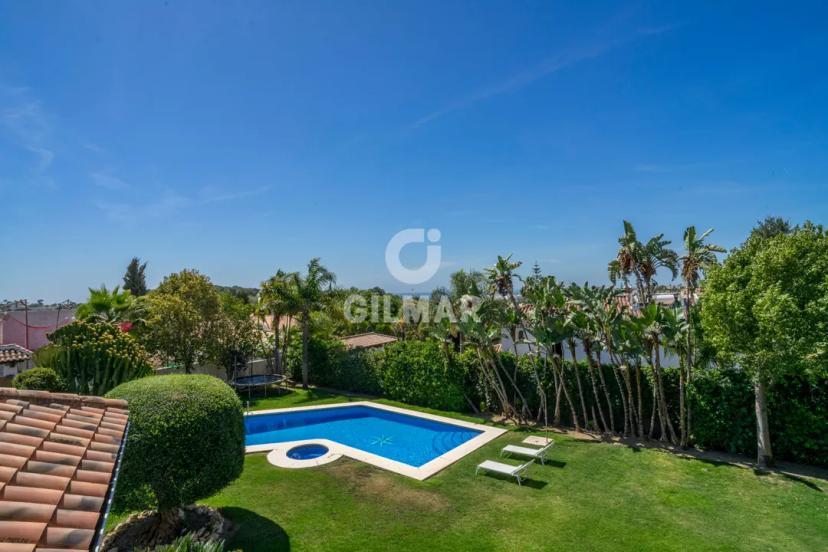 Luxury Villa in Paraíso Alto: 6 Bedrooms, Sea Views image 1