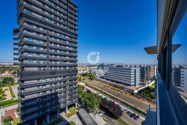 Imagen 4 de Bright Apartment with Views in Sanchinarro