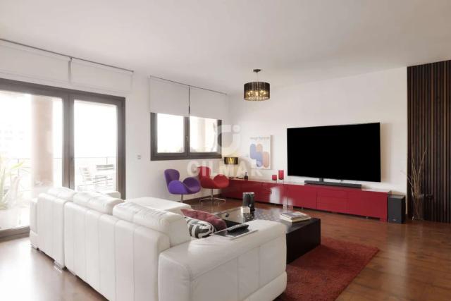 Imagen 4 de Exclusive Luxury Penthouse with Terrace and Pool in Teatinos, Málaga