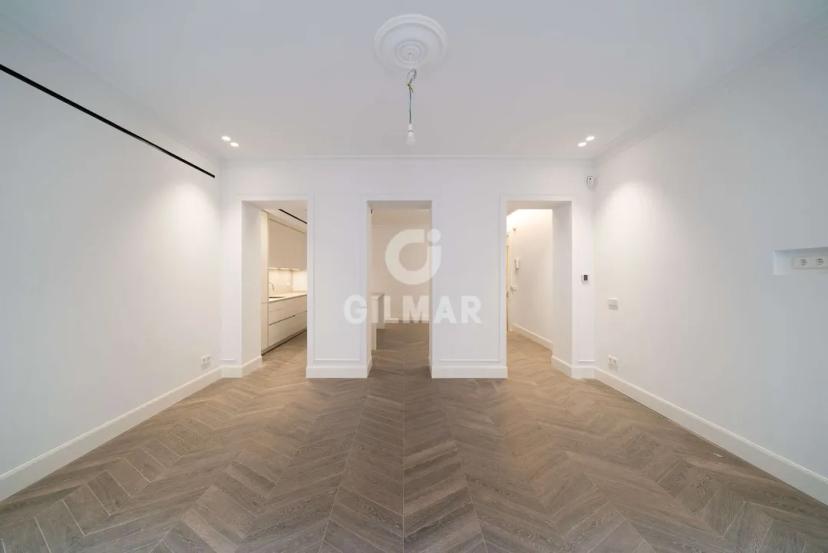 Luxury 3D/3B Apartment in Sol, Madrid image 1