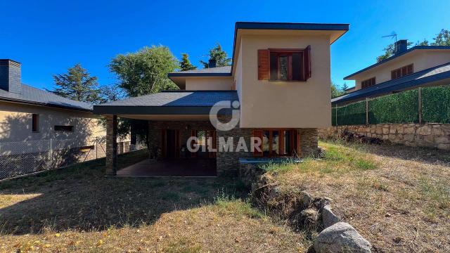 Imagen 3 de Bright Chalet with Porch and Views in Mataelpino