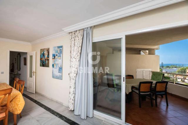 Imagen 3 de Exclusive Apartment in the Golden Mile, Marbella