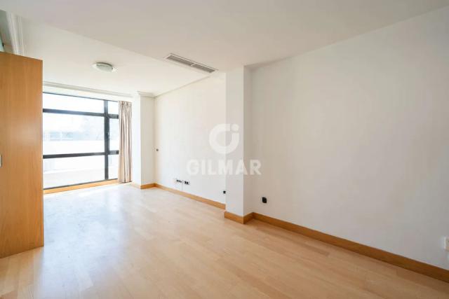 Imagen 3 de Elegant Bright Apartment in Chamartín