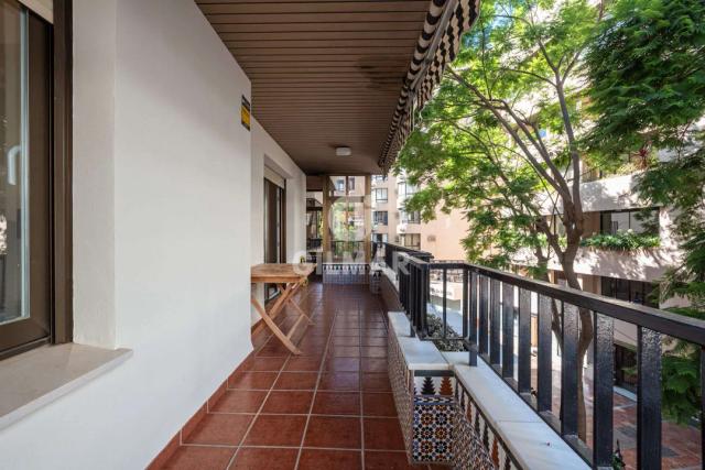 Imagen 2 de Exclusive Renovated Apartment in the Center of Marbella