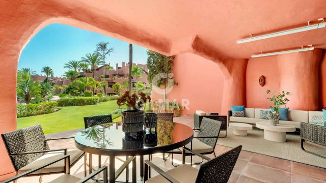 Imagen 3 de Exclusive Renovated 3-Bedroom Apartment in Torre Bermeja