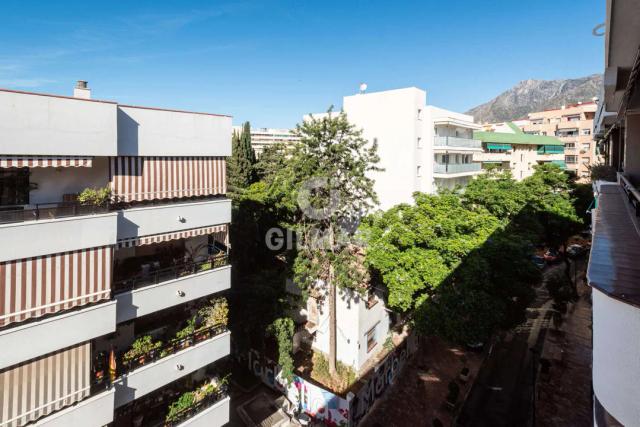 Imagen 5 de Spacious 2-Bedroom Apartment in the Heart of Marbella