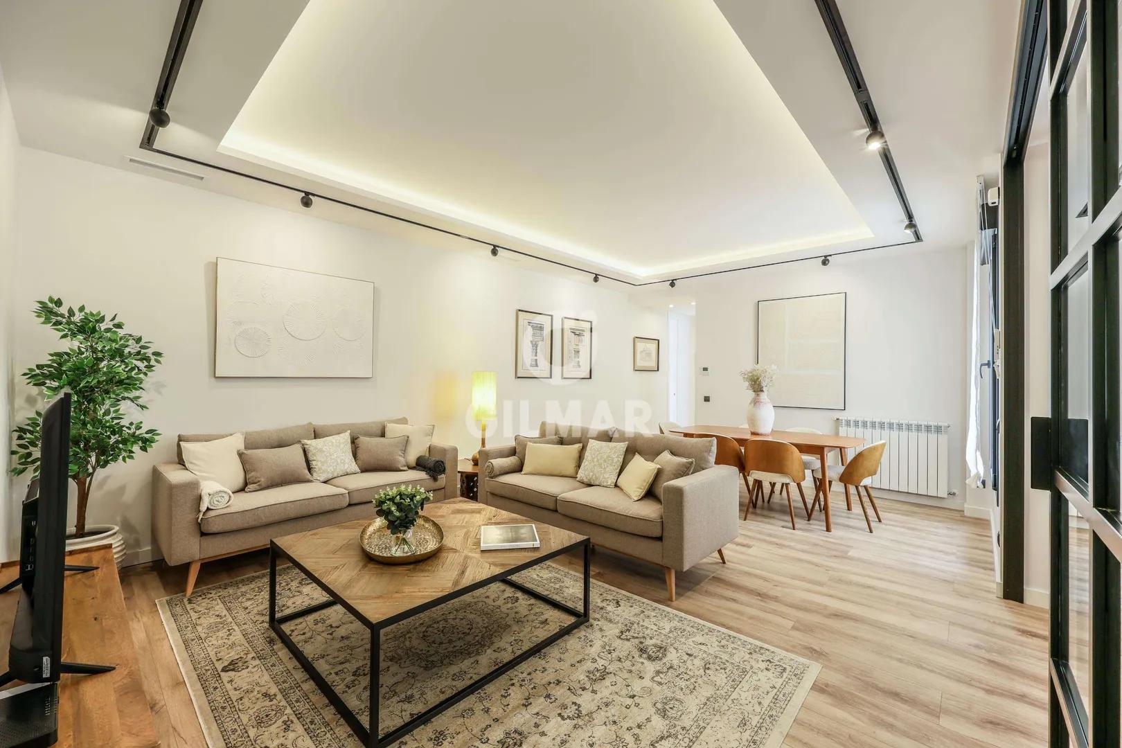 Luxury 3 Bedroom Apartment in Argüelles, Madrid