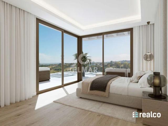 Imagen 2 de Exclusive Apartments in Los Flamingos with Lake Views