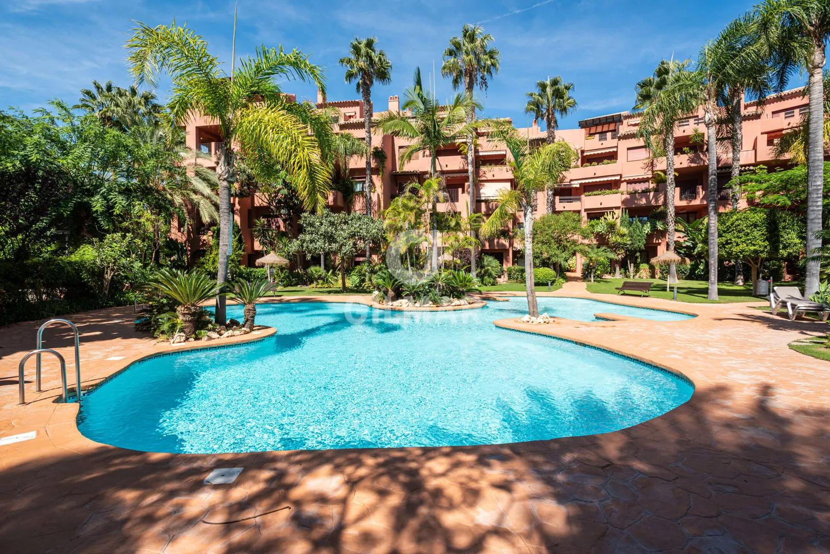 Exclusive 2-Bedroom Apartment in Alicate Playa