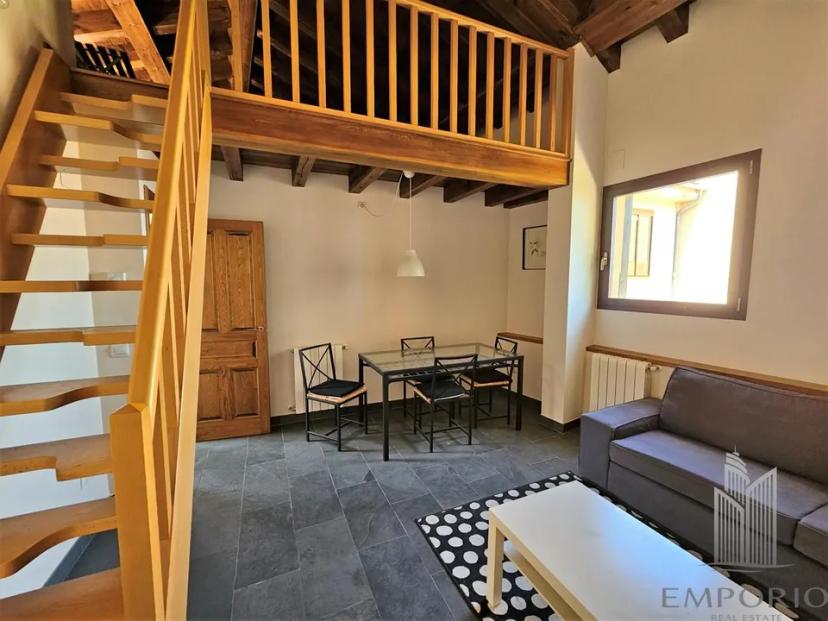 Apartment for Sale in Segovia – Renovated Historic Building image 1