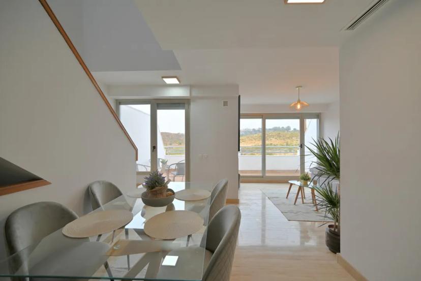 Luxury Duplex Penthouse with Terrace and Views in La Cala de Mijas image 0