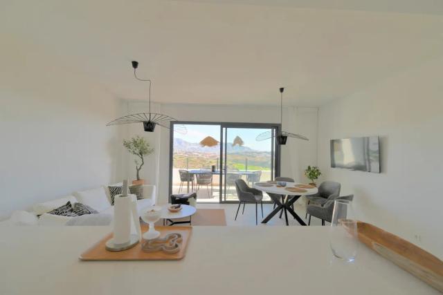 Imagen 2 de Exclusive Duplex Penthouse with Views in Calanova Golf